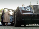 Королеву Британії Єлизавету II розсмішив її Bentley за 10 млн фунтів стерлінгів, який завівся з 7-го разу